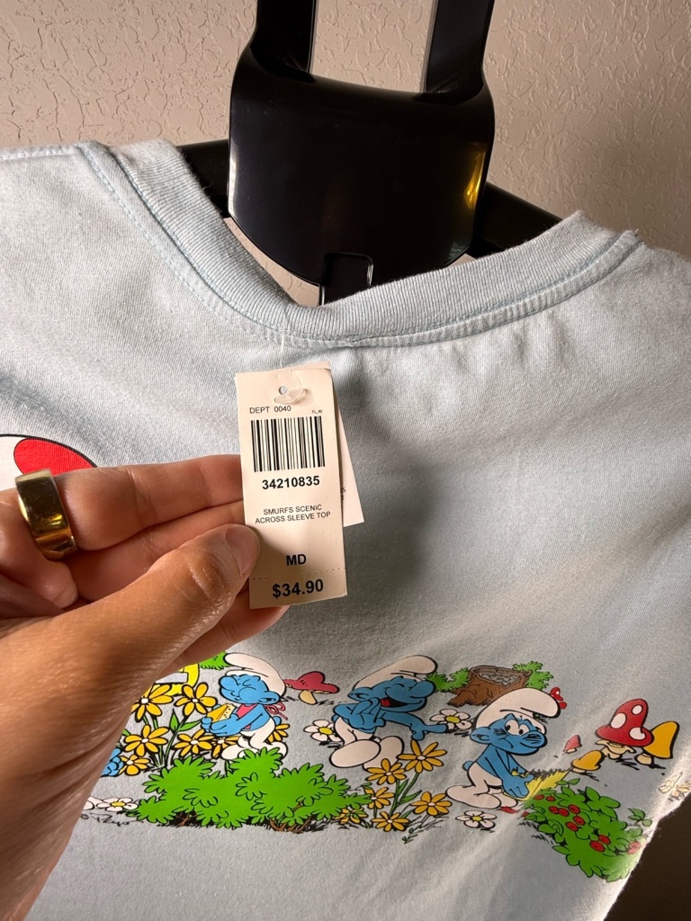 BoxLunch The Smurfs Graphic Tee Women’s Medium Blue Mushroom Scene NWT - Picture 3 of 6